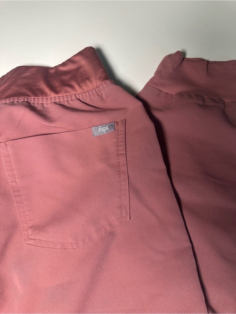FIGS women Jogger Pants in Dusty Rose